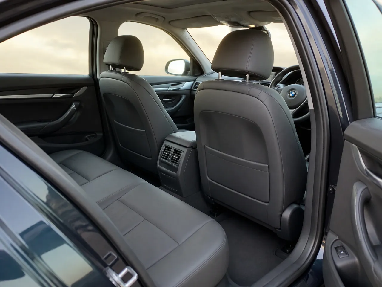 BMW 5 Series — Innenraum