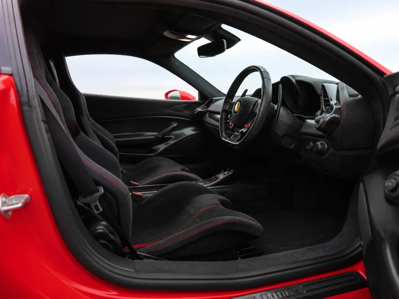 Ferrari 488 Pista — Innenraum
