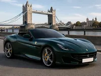 Ferrari Portofino — الأمام
