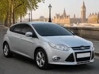 Ford Focus — الأمام