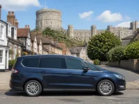 Ford Galaxy — bok