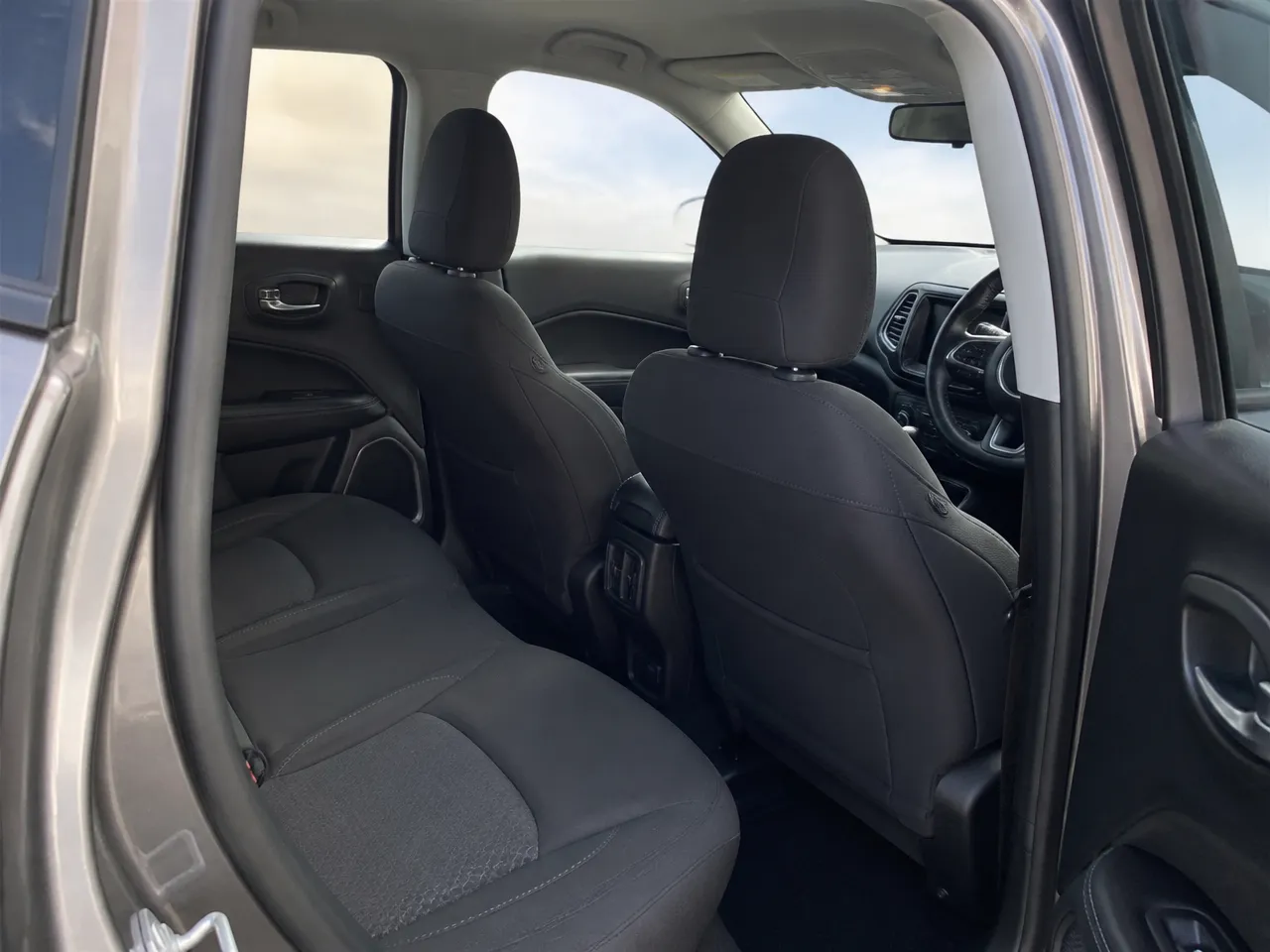 Jeep Compass — interior