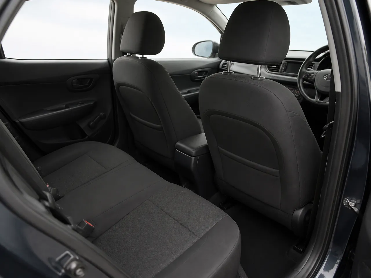 Kia Rio — салон