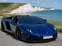 Lamborghini Aventador Roadster — ön
