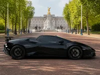 Lamborghini Huracan Performante Spyder — yan