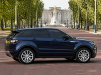 Land Rover Range Rover Evoque — сбоку