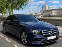 Mercedes-Benz E-Class — 正面