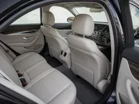 Mercedes-Benz E-Class — 内饰