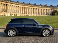 Mini Cooper — side