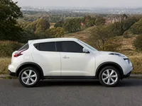 Nissan Juke — seitlich