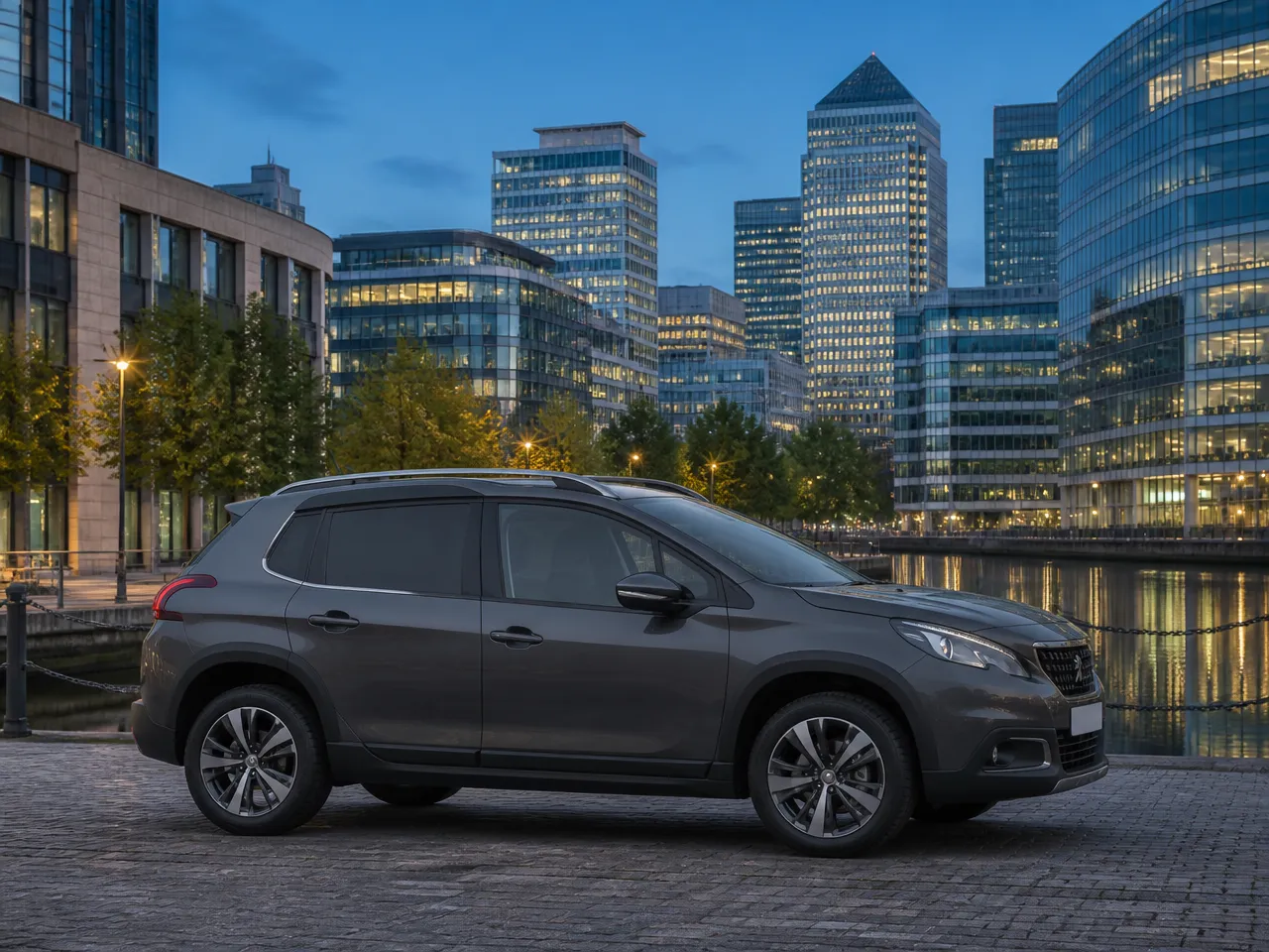 Peugeot 2008 — сбоку