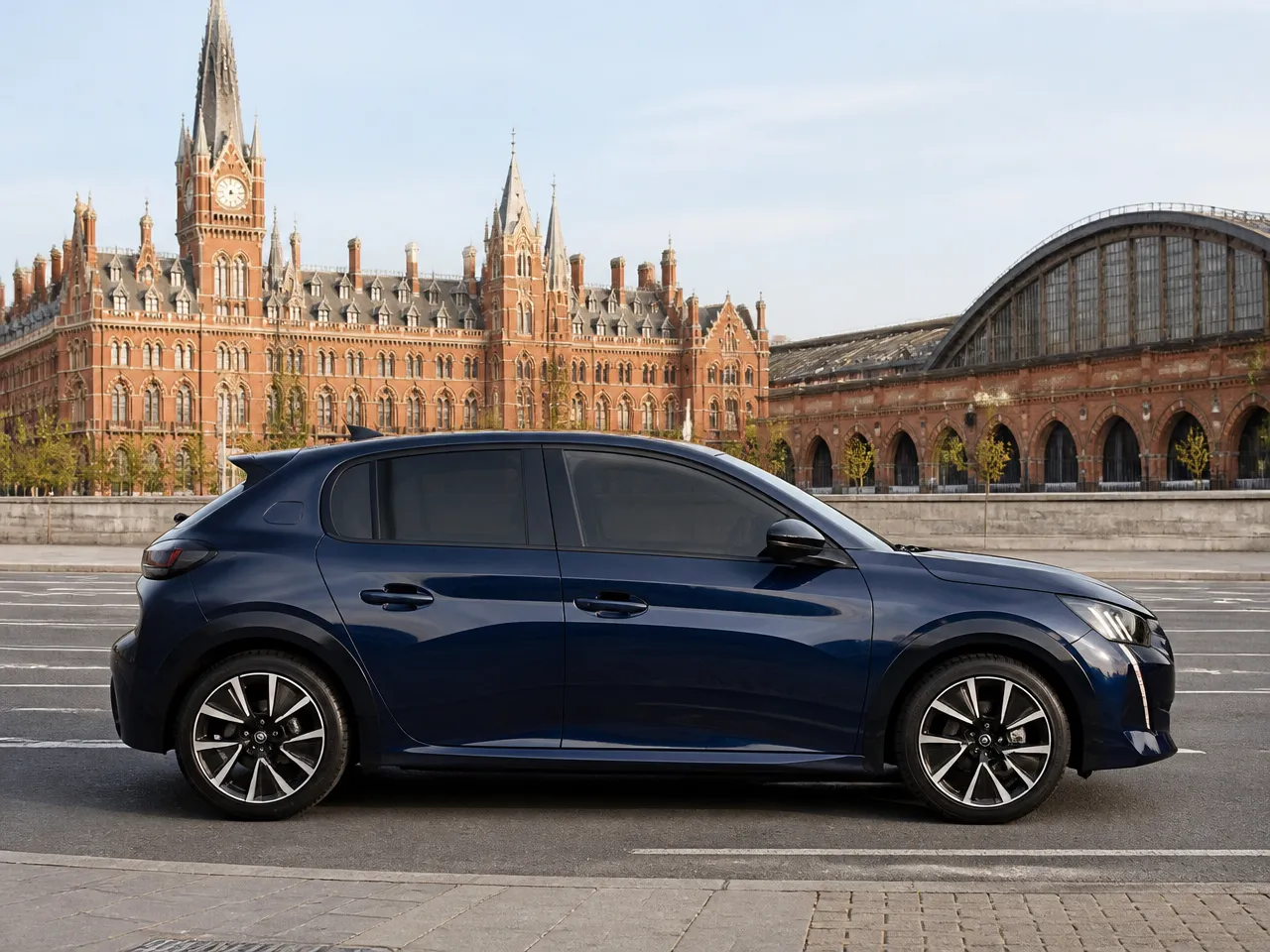 Peugeot 208 — profil