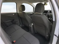 Peugeot 208 — intérieur