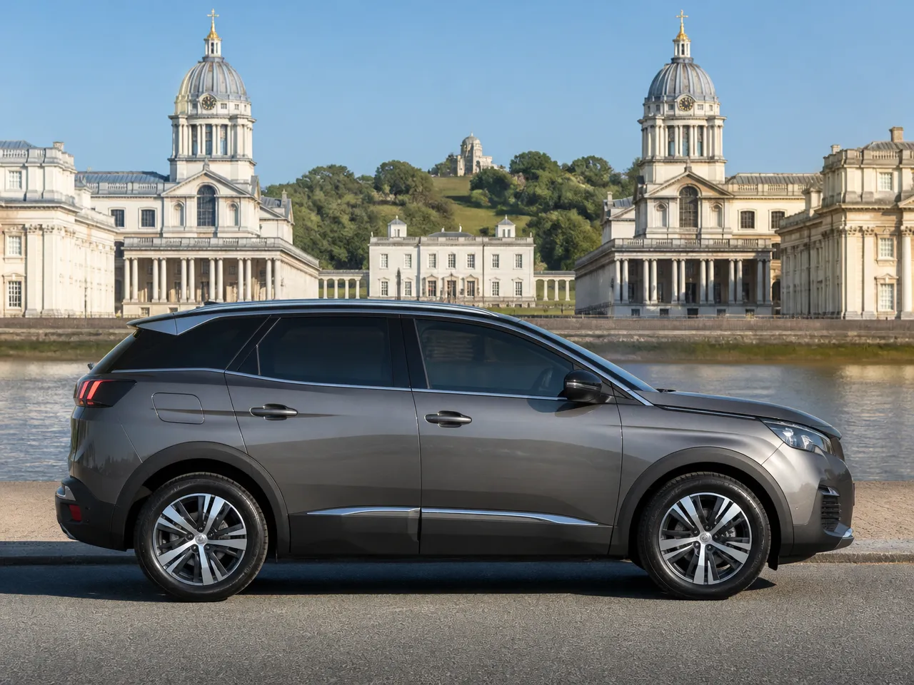 Peugeot 3008 — الجانب