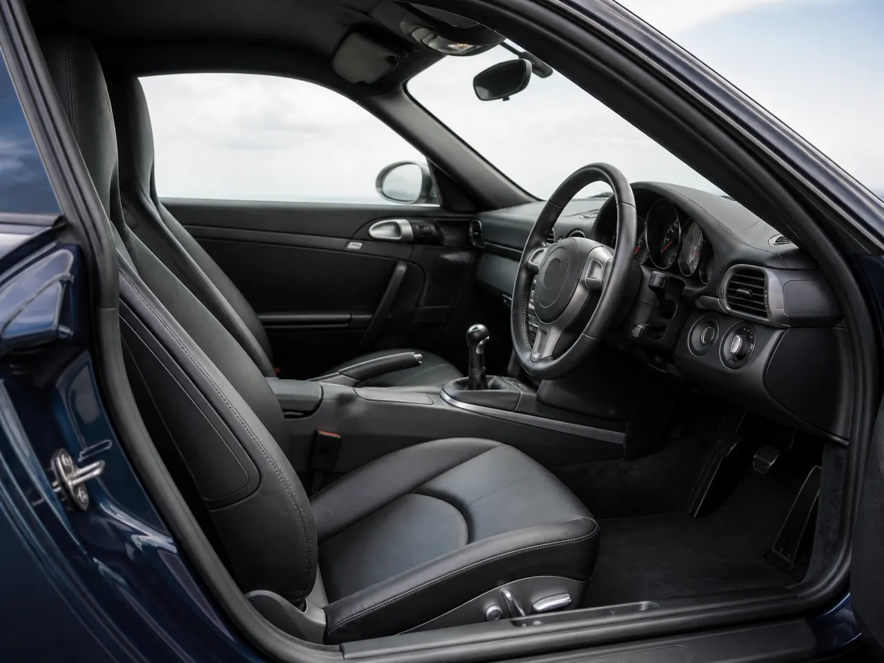 Porsche 911 Carrera S — intérieur