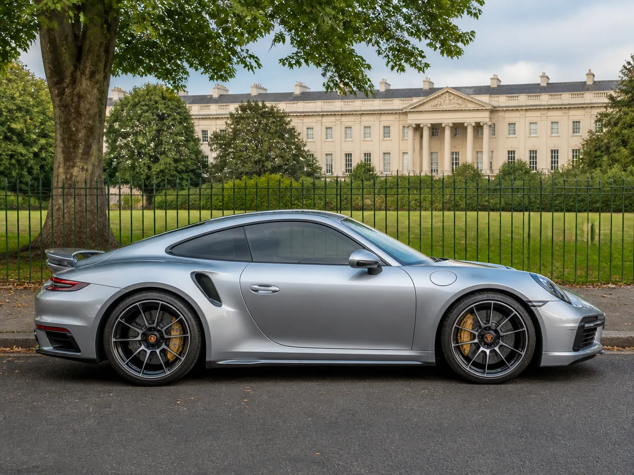 Porsche 911 Turbo S — bok