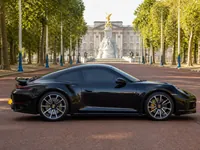 Porsche 911 Turbo — lateral