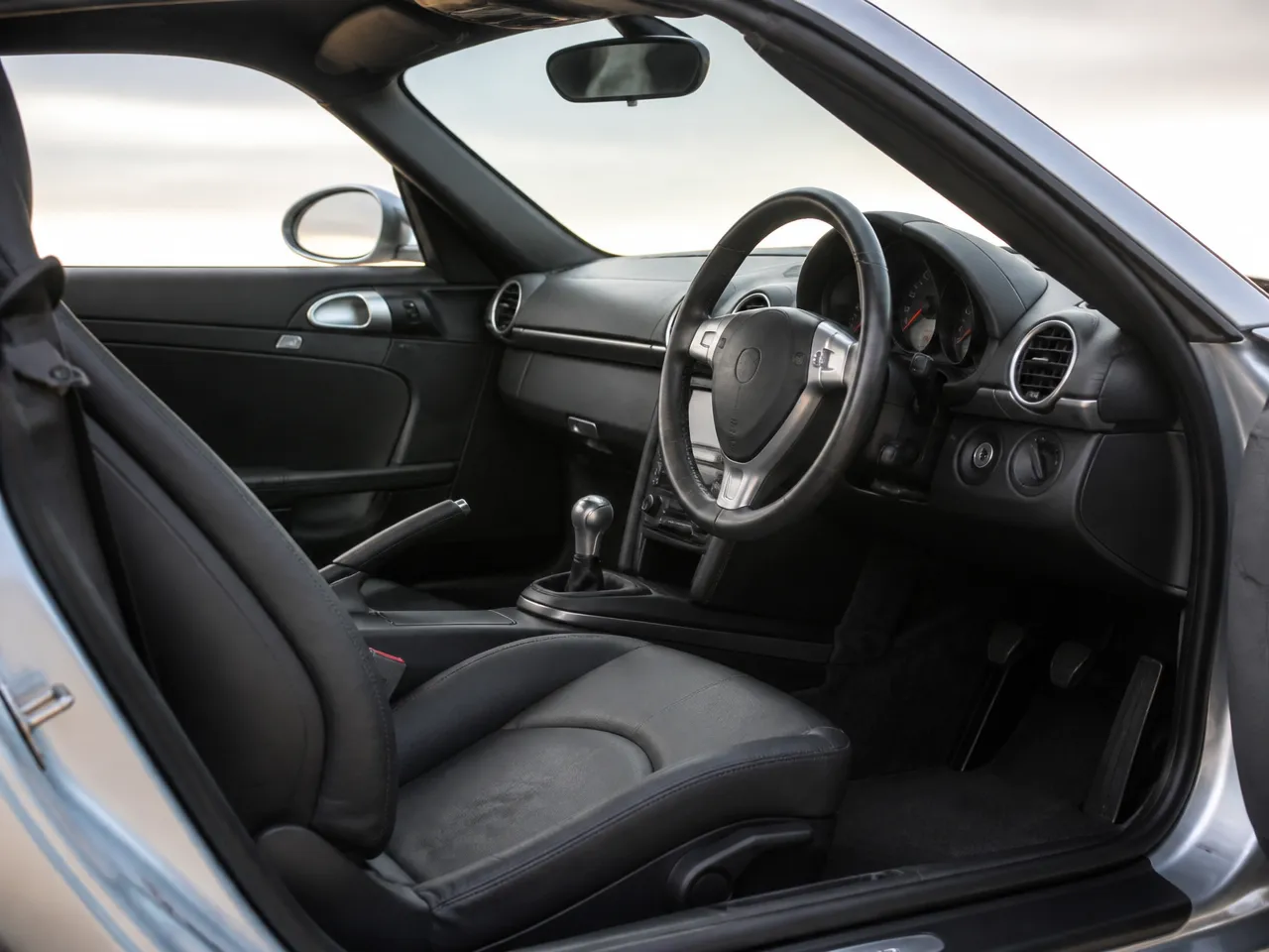 Porsche Boxster — interior