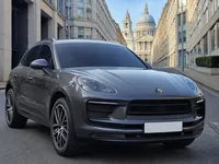 Porsche Macan — 正面