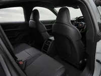 Porsche Taycan Turbo S — iç mekân