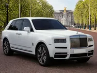 Rolls-Royce Cullinan — 正面