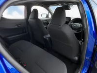 Toyota C-HR — interior