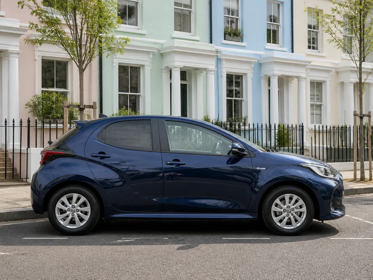 Toyota Yaris — lateral
