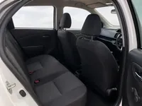 Toyota Yaris — interior