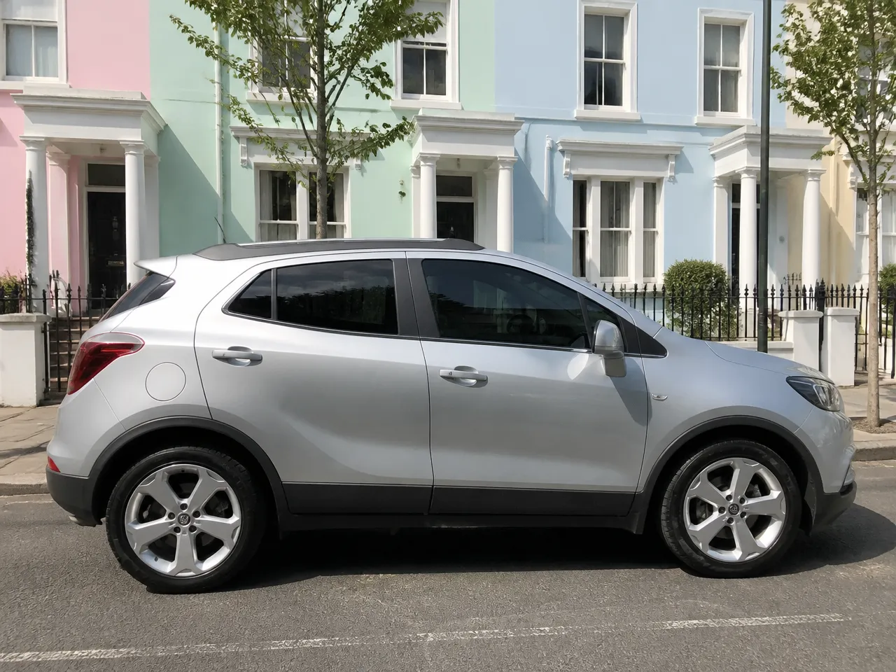Vauxhall Mokka — laterale