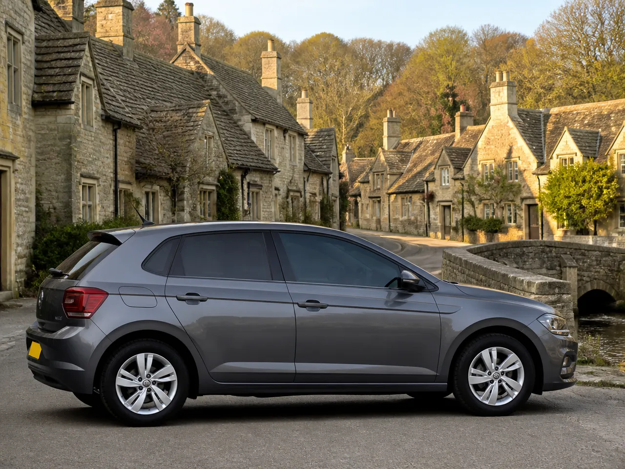 Volkswagen Polo — seitlich