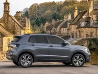 Volkswagen T-Cross — seitlich