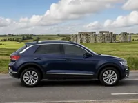 Volkswagen T-Roc — zijkant