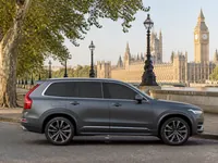 Volvo XC90 — laterale