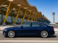 Audi A6 — side