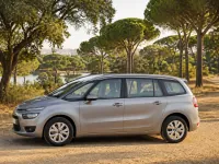 Citroen C4 Picasso — seitlich