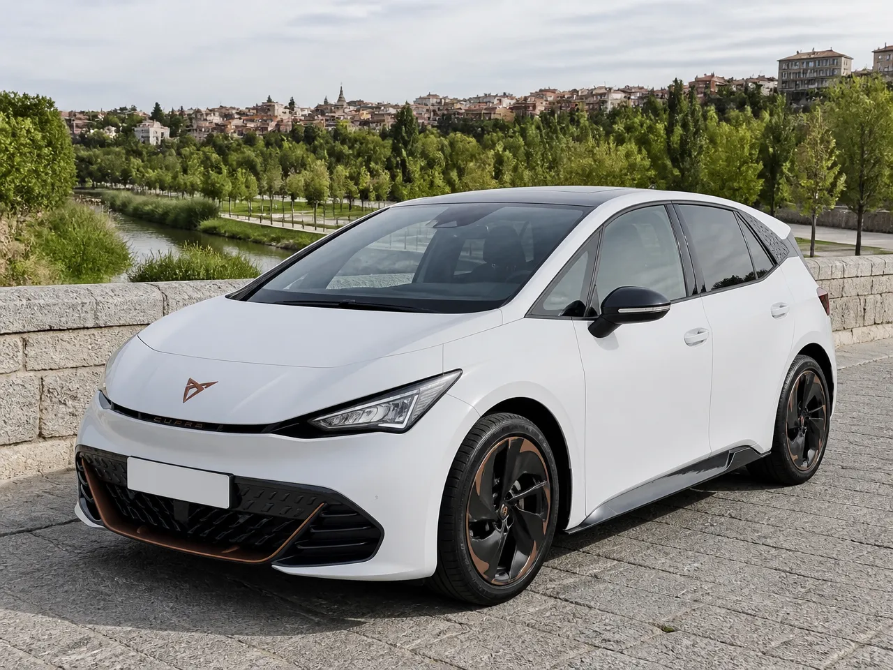 Cupra Born — front