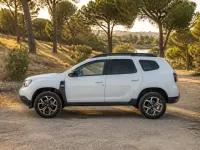 Dacia Duster — side