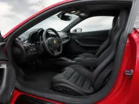 Ferrari 488 GTB — interior