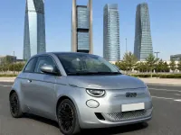Fiat 500e — vorn