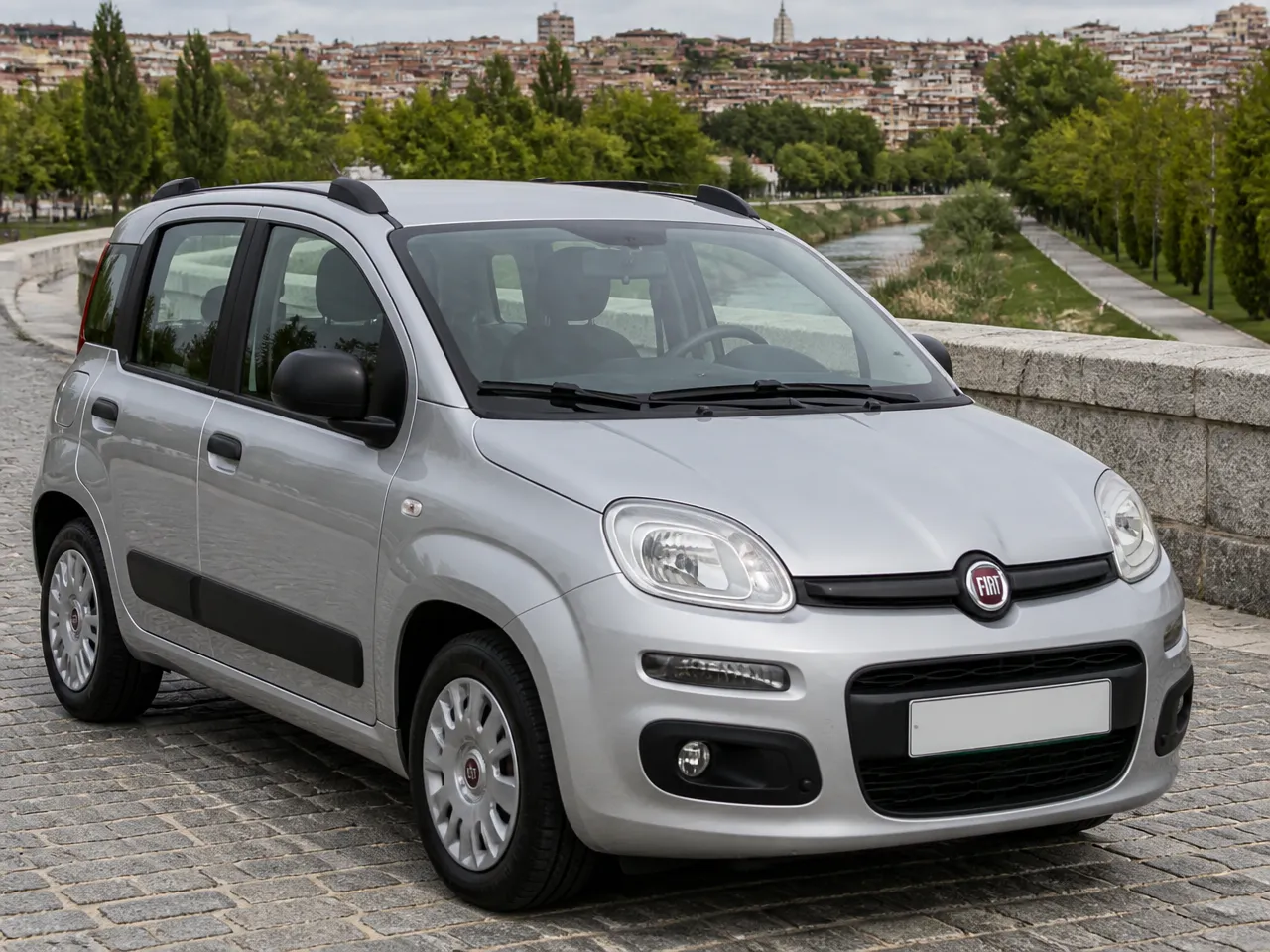 Fiat Pandina — front