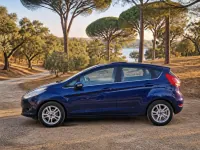 Ford Fiesta — side
