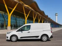 Ford Transit Connect — lateral