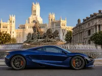 McLaren 720S — side