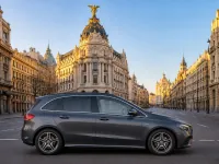 Mercedes-Benz B-Class — сбоку