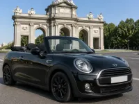 Mini Cooper Convertible — frontal