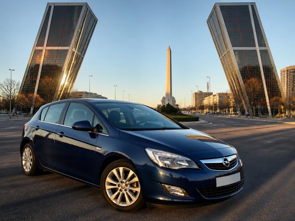 Opel Astra — car rental in Madrid