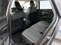 Peugeot 5008 — interior