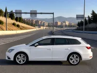 Seat Leon ST — side
