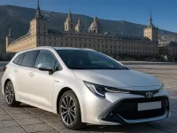 Toyota Corolla — front