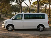Volkswagen Caravelle — сбоку